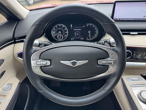 Used 2022 Genesis GV70 2.5T w/ Advanced Package image 15