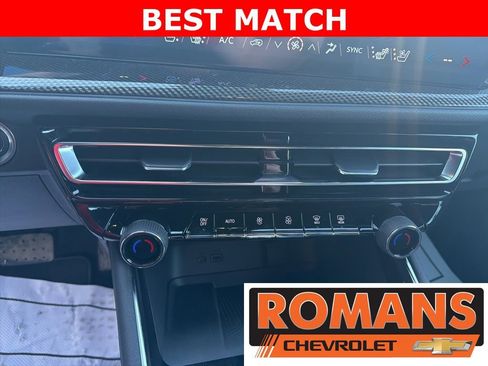 New 2026 Chevrolet Traverse High Country image 15