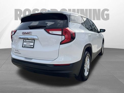 Used 2024 GMC Terrain SLE FWD image 4