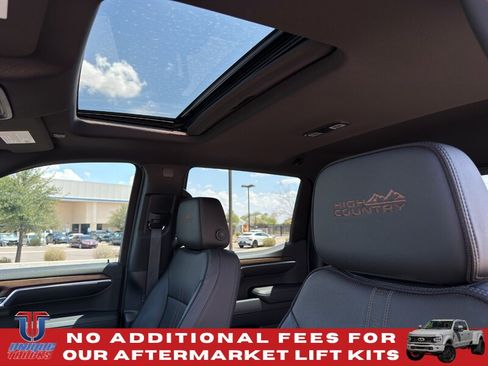 Used 2022 Chevrolet Silverado 1500 High Country w/ Technology Package RWD image 19