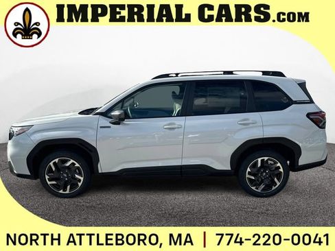 New 2025 Subaru Forester Premium image 11