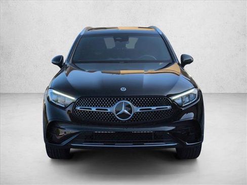 Certified 2026 Mercedes-Benz GLC 300 image 2
