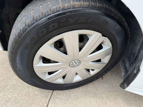 Used 2016 Volkswagen Jetta S FWD image 37