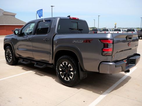 Used 2024 Nissan Frontier PRO-4X w/ Off-Road Protection Package AWD/4WD image 6
