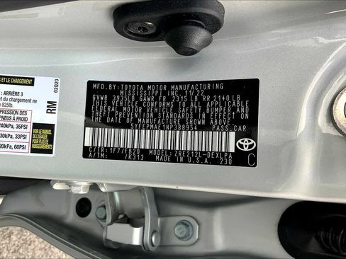 Used 2022 Toyota Corolla LE image 33