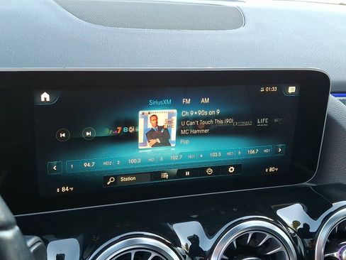 Used 2021 Mercedes-Benz GLA 250 GLA 250 image 21