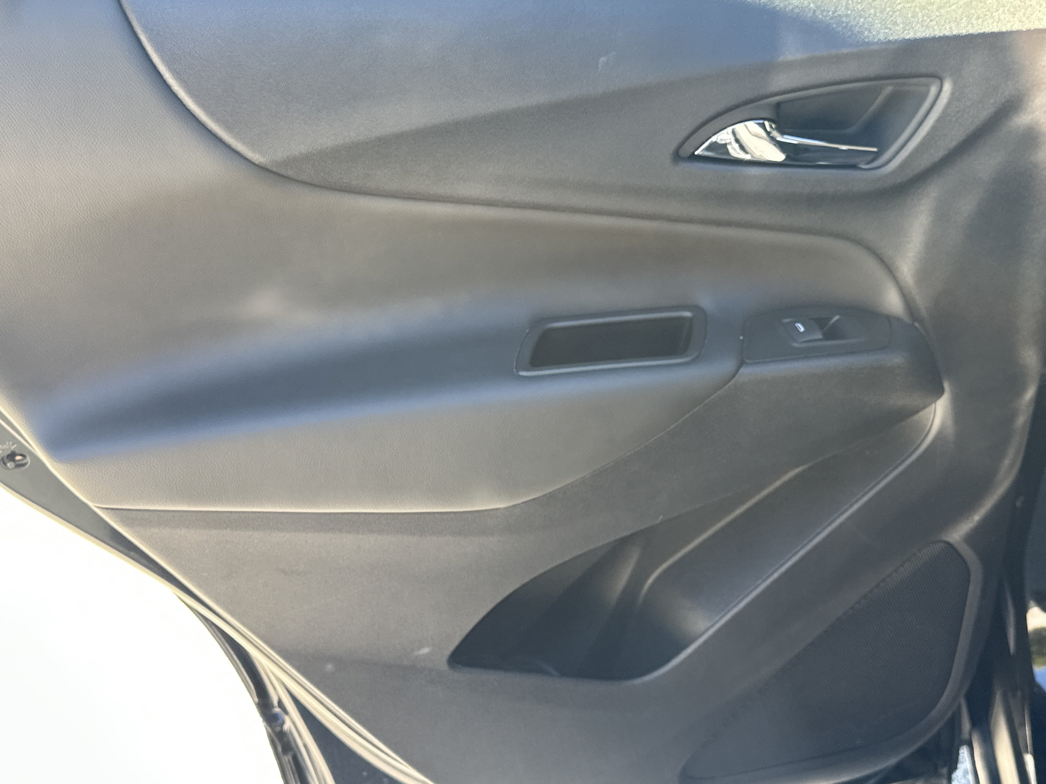 Used 2024 Chevrolet Equinox LT AWD/4WD image 21