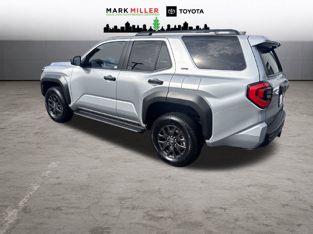 Certified 2025 Toyota 4Runner SR5 AWD/4WD image 3