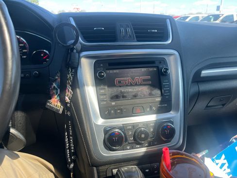 Used 2017 GMC Acadia Limited SLT AWD/4WD image 10