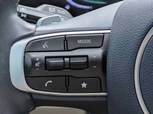 Certified 2023 Kia Sportage EX AWD/4WD image 19