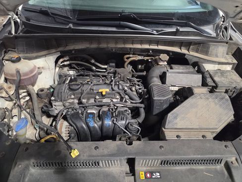Used 2016 Hyundai Tucson SE w/ Option Group 02 AWD/4WD image 9