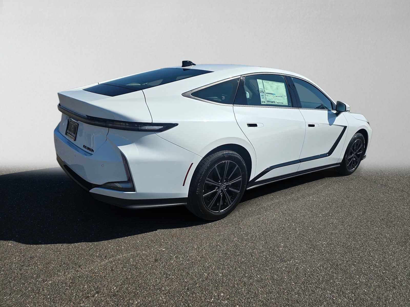 New 2026 Lexus ES 350h FWD image 3