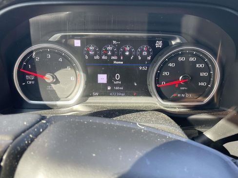 Used 2020 Chevrolet Silverado 1500 High Country w/ Technology Package image 18