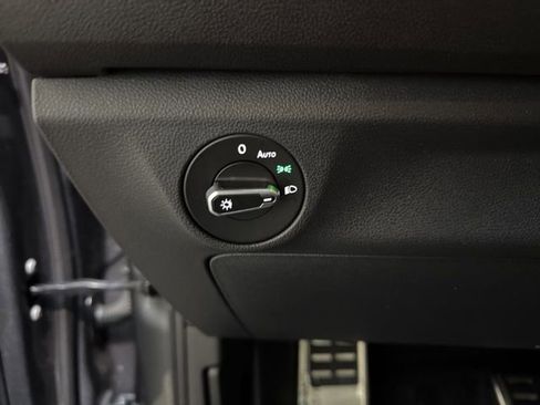 Certified 2023 Volkswagen Jetta Sport image 18