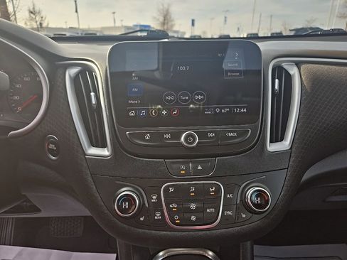 Used 2024 Chevrolet Malibu LT image 22