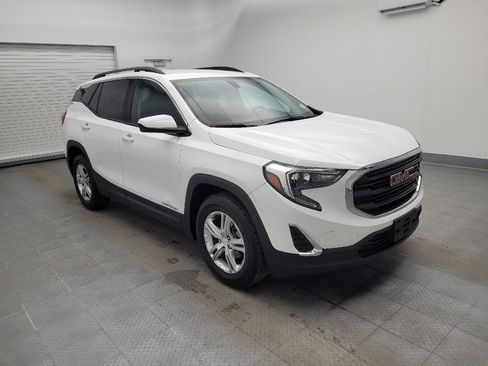 Used 2018 GMC Terrain SLE w/ Driver Convenience Package image 11