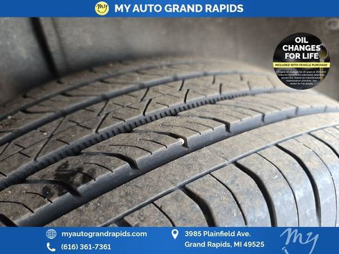 Used 2024 Buick Envista Preferred w/ Convenience II Package image 42