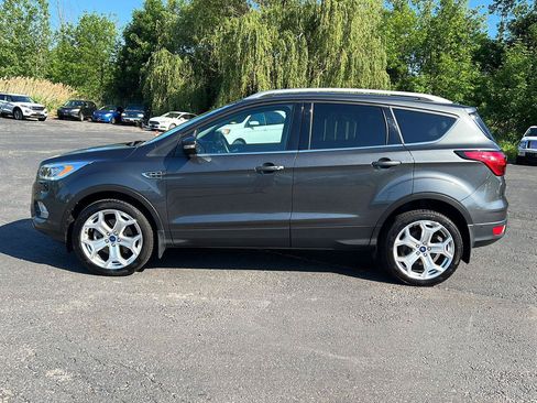 Used 2019 Ford Escape Titanium w/ U9j03 - Titanium Tow Package AWD/4WD image 17
