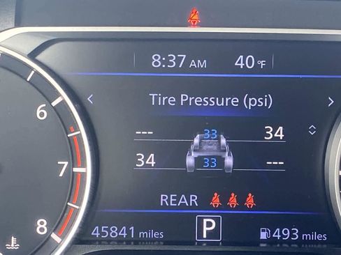 Used 2024 Nissan Altima 2.5 SV FWD image 29