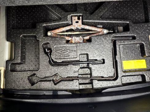 Used 2014 Toyota Camry SE image 37