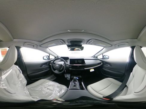 New 2026 Toyota Prius Limited FWD image 33
