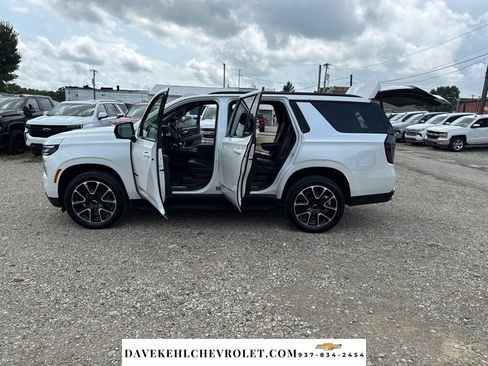 Used 2025 Chevrolet Tahoe RST w/ Comfort Package AWD/4WD image 31