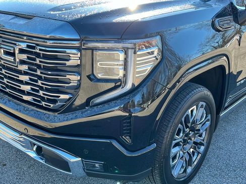 Used 2023 GMC Sierra 1500 Denali Ultimate image 14