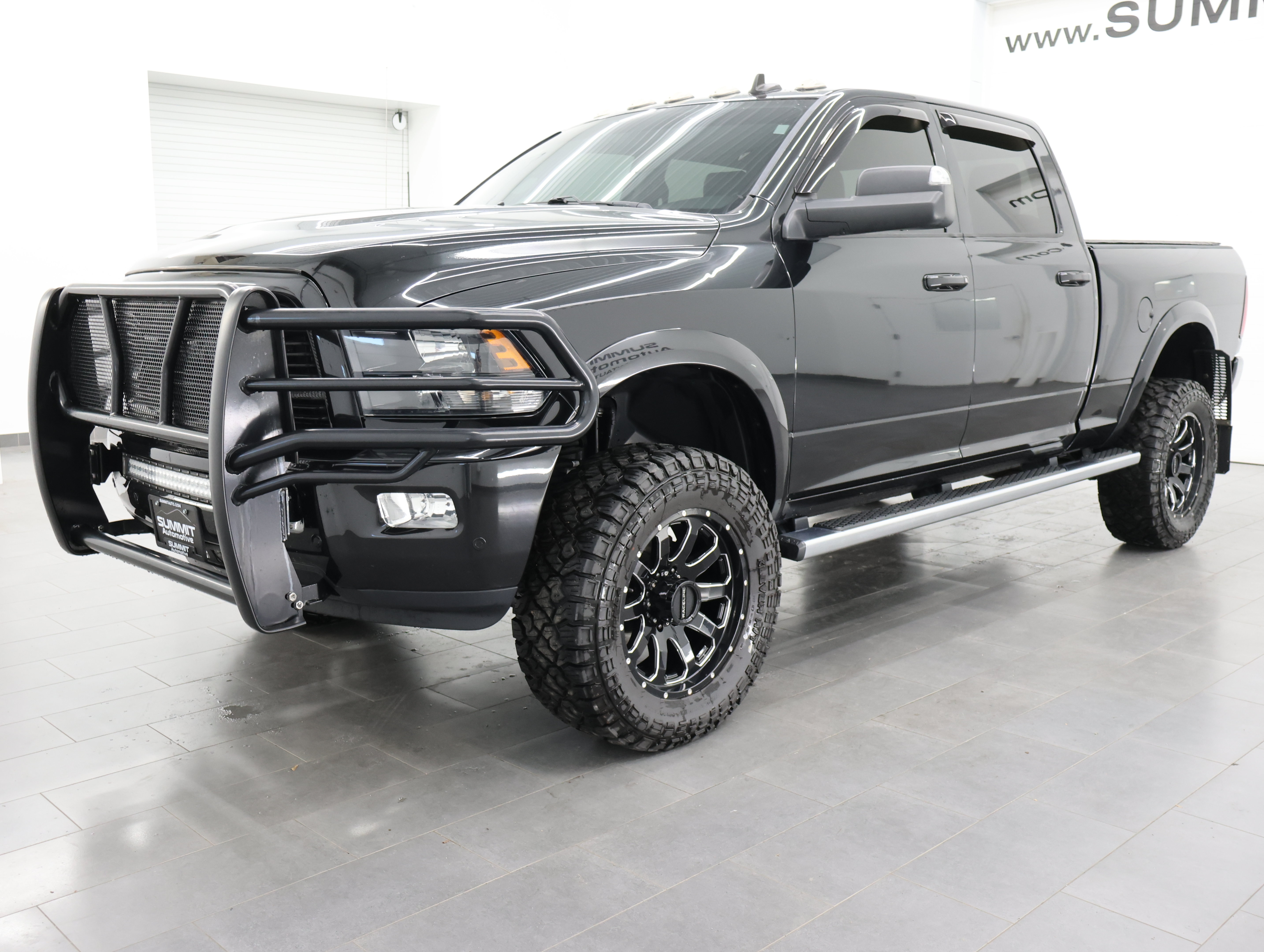Used 2018 RAM 2500 Big Horn w/ Sport Appearance Group AWD/4WD image 7