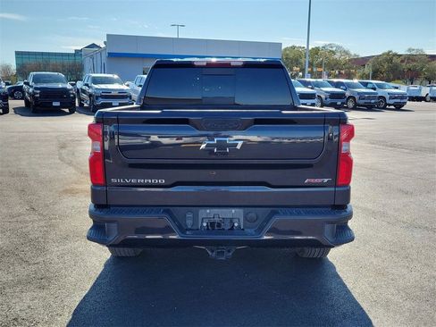 Used 2022 Chevrolet Silverado 1500 RST w/ Convenience Package II image 16