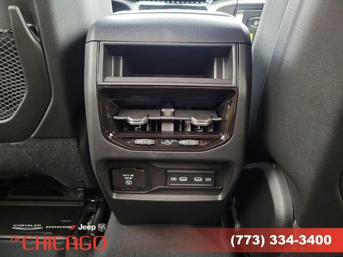 New 2026 Jeep Grand Cherokee Laredo image 13