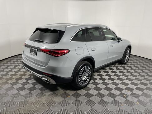 New 2026 Mercedes-Benz GLC 300 image 5