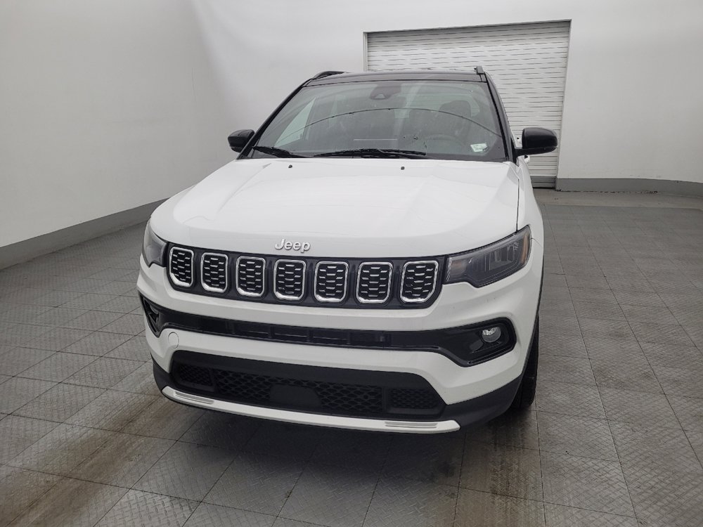 Used 2025 Jeep Compass Limited AWD/4WD image 15