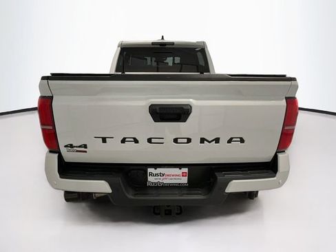 Certified 2024 Toyota Tacoma TRD Sport w/ TRD Sport Premium Package AWD/4WD image 5
