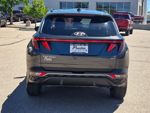 Used 2023 Hyundai Tucson SEL w/ Convenience Package AWD/4WD image 4
