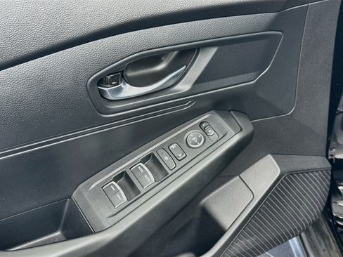Used 2025 Honda Accord LX image 15