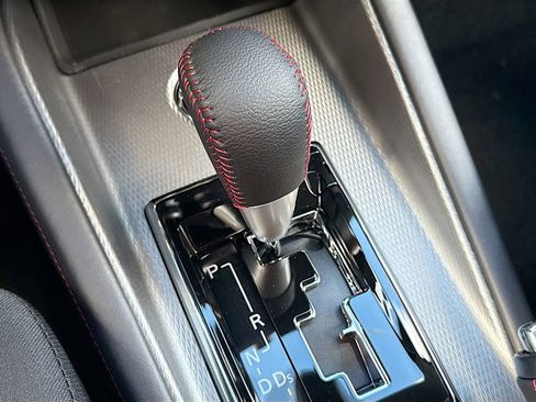 Used 2025 Mitsubishi Outlander Sport LE image 17