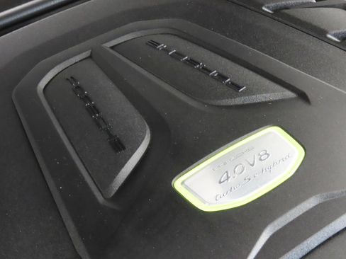 Certified 2023 Porsche Cayenne Turbo S AWD/4WD image 53