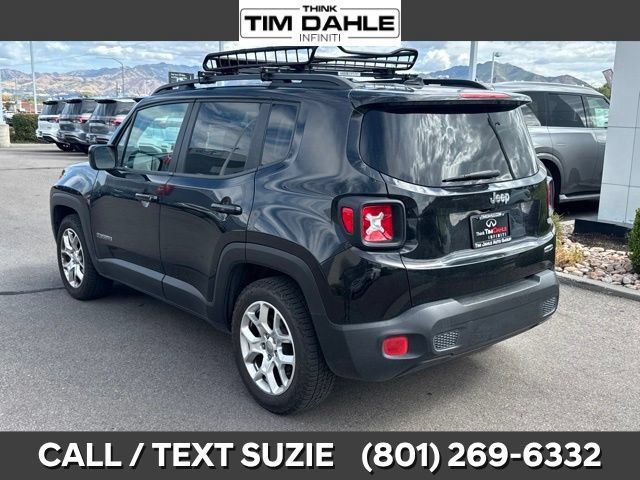 Used 2017 Jeep Renegade Latitude FWD image 6