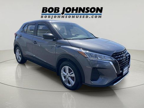 Used 2023 Nissan Kicks S FWD image 1