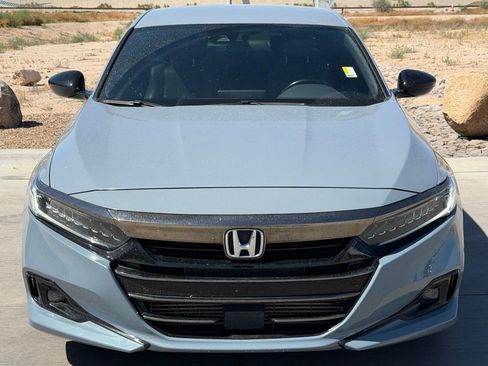 Used 2022 Honda Accord Sport image 3