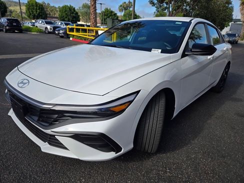 Certified 2026 Hyundai Elantra Sport image 6