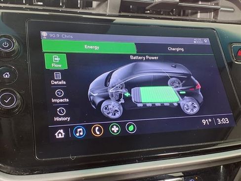 Used 2022 Chevrolet Bolt LT w/ Infotainment Package image 23