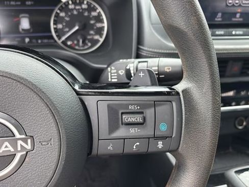 Used 2023 Nissan Rogue SV AWD/4WD image 20