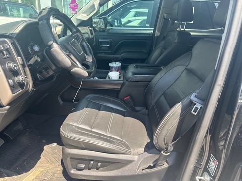 Used 2018 GMC Sierra 1500 Denali AWD/4WD image 3