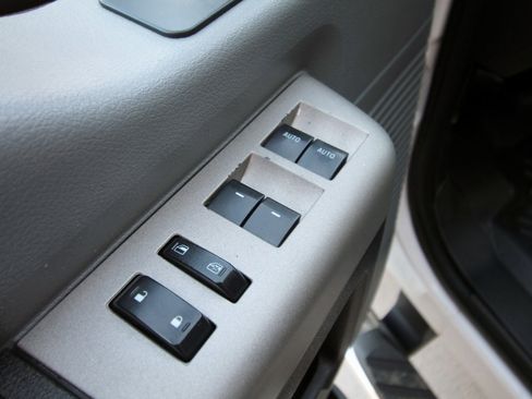 Used 2015 Ford F350 XLT w/ XLT Value Package image 20