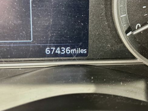 Used 2018 Nissan Kicks SV FWD image 18