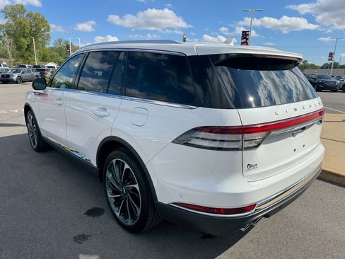 Used 2022 Lincoln Aviator Reserve w/ Equipment Group 201A AWD/4WD image 6