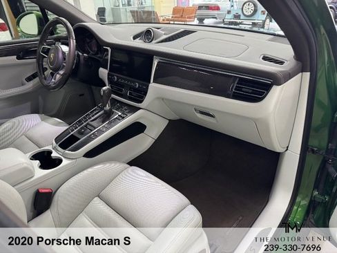 Used 2020 Porsche Macan S AWD/4WD image 30