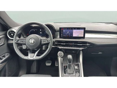 Used 2025 Alfa Romeo Tonale w/ Premium Package AWD/4WD image 14