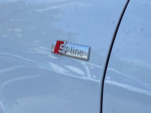 Used 2024 Audi Q4 e-tron Premium w/ Convenience Package image 3